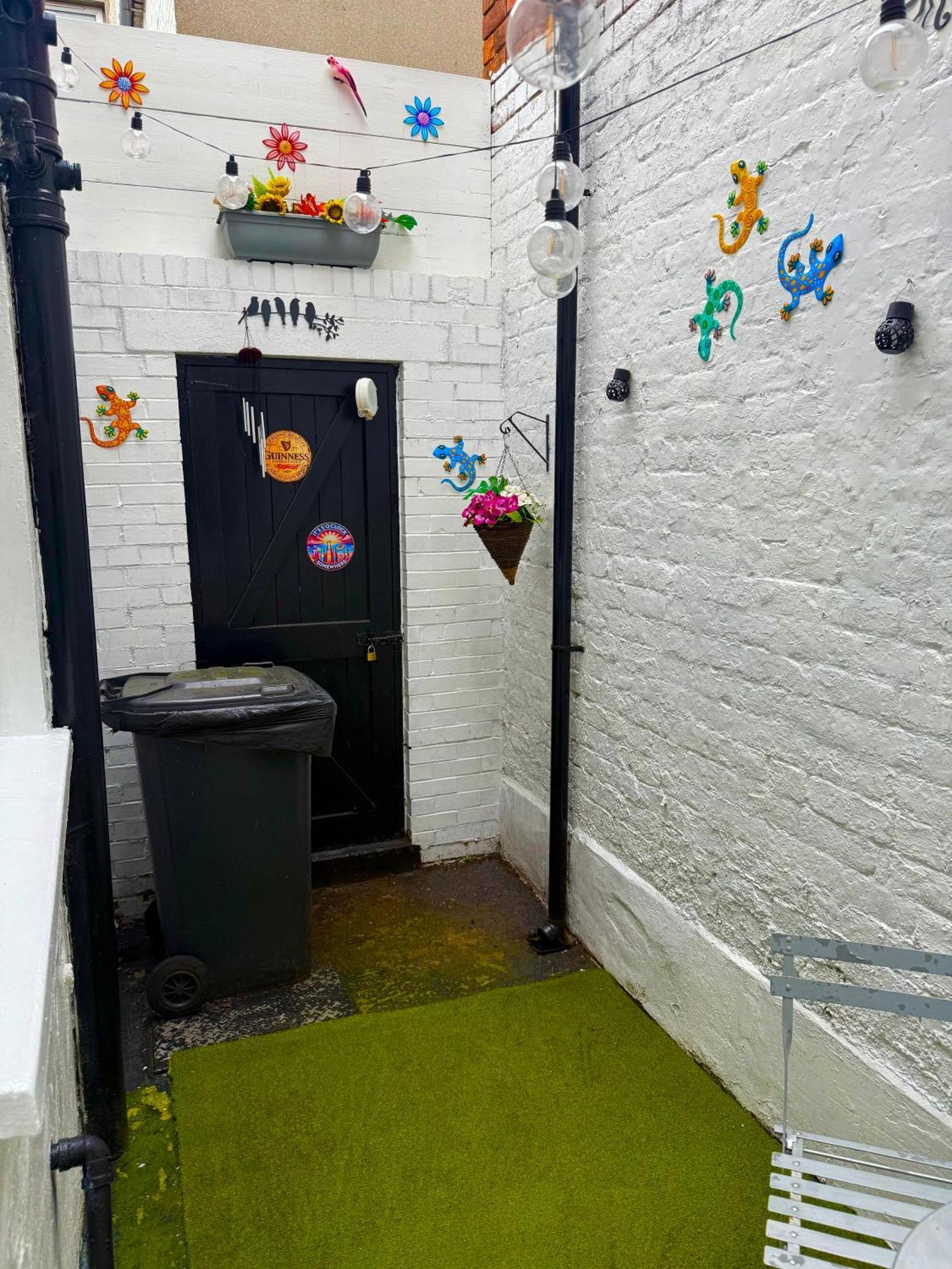 Bloom19 Traditional Belfast Entire House 10 Mins From City Centre Exteriör bild